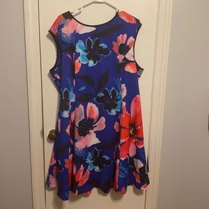 Floral Vince Camuto Dress size 22W